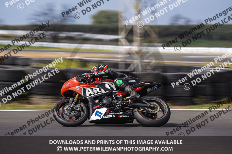 cadwell no limits trackday;cadwell park;cadwell park photographs;cadwell trackday photographs;enduro digital images;event digital images;eventdigitalimages;no limits trackdays;peter wileman photography;racing digital images;snetterton;snetterton no limits trackday;snetterton photographs;snetterton trackday photographs;trackday digital images;trackday photos